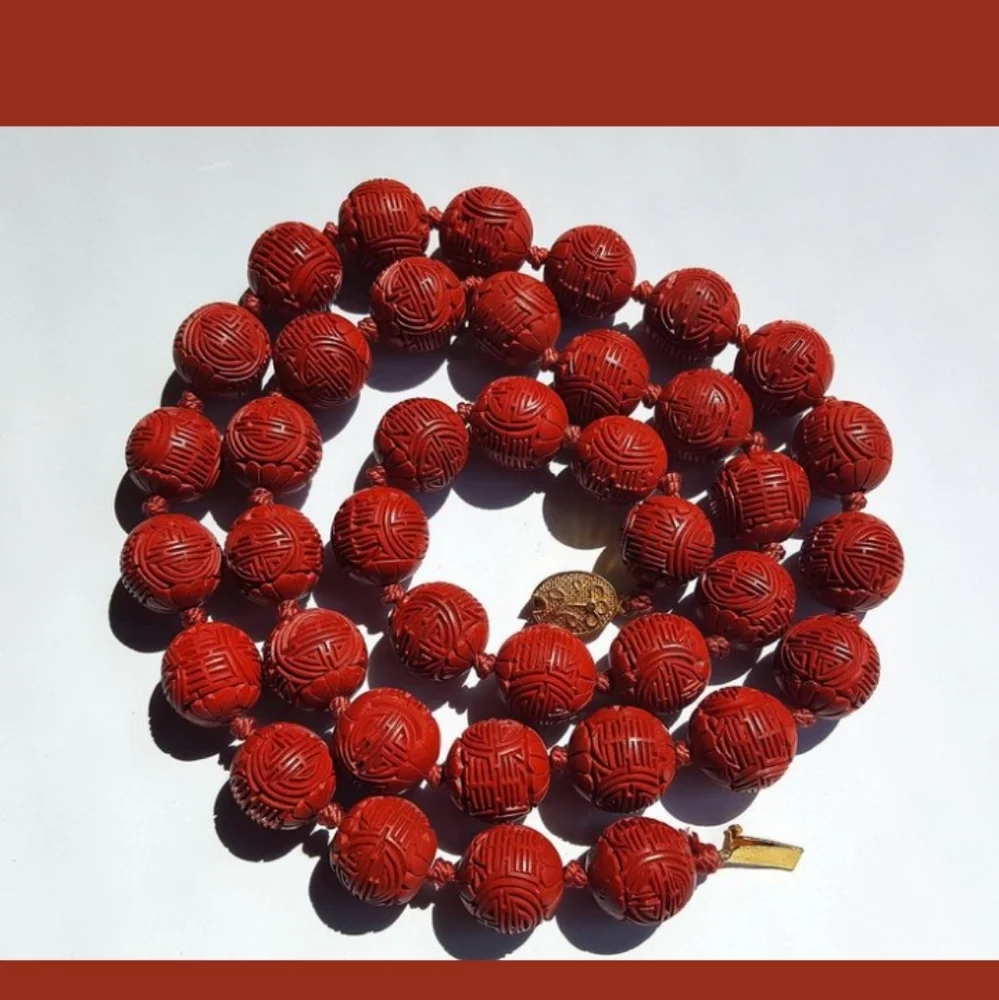 Rare Chinese antique hand carved bead necklace - Picture 8 of 8